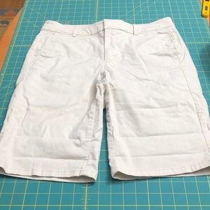 Loft Bermuda Shorts - off white